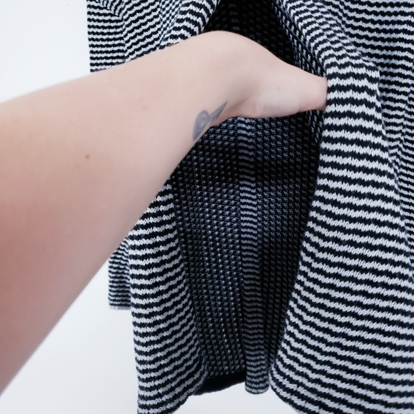 CAbi Fergie Split Turtleneck Sweater #3165 - Picture 5 of 7